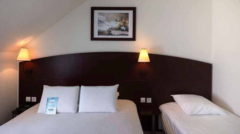<b>Hotel Kyriad Chateauroux Room</b>. Images powered by <a href="https://iceportal.shijigroup.com/" title="IcePortal" target="_blank">IcePortal</a>.