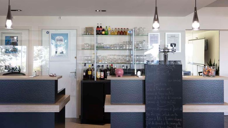 <b>Hotel Kyriad Chateauroux Lobby</b>. Images powered by <a href="https://iceportal.shijigroup.com/" title="IcePortal" target="_blank">IcePortal</a>.