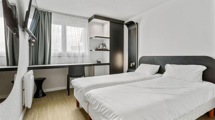 Kyriad Deauville St Arnoult Room