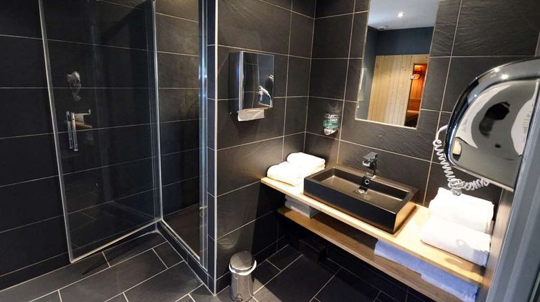 <b>Hotel Kyriad Dijon Mirande Spa</b>. Images powered by <a href="https://iceportal.shijigroup.com/" title="IcePortal" target="_blank">IcePortal</a>.