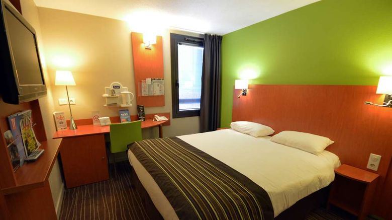 <b>Hotel Kyriad Dijon Mirande Room</b>. Images powered by <a href="https://iceportal.shijigroup.com/" title="IcePortal" target="_blank">IcePortal</a>.