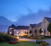 Campanile Val De France Hotel Exterior