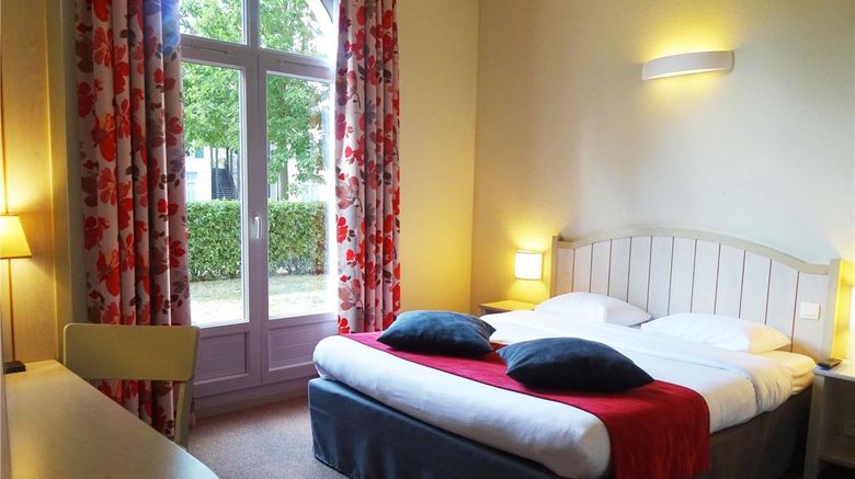 <b>Campanile Val De France Hotel Room</b>. Images powered by <a href="https://iceportal.shijigroup.com/" title="IcePortal" target="_blank">IcePortal</a>.