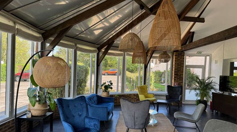 <b>Kyriad Hotel D'Epernay Restaurant</b>. Images powered by <a href="https://iceportal.shijigroup.com/" title="IcePortal" target="_blank">IcePortal</a>.