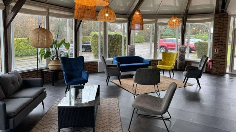 <b>Kyriad Hotel D'Epernay Restaurant</b>. Images powered by <a href="https://iceportal.shijigroup.com/" title="IcePortal" target="_blank">IcePortal</a>.