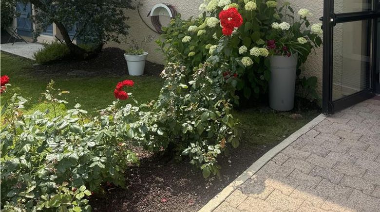 <b>Kyriad Hotel D'Epernay Exterior</b>. Images powered by <a href="https://iceportal.shijigroup.com/" title="IcePortal" target="_blank">IcePortal</a>.