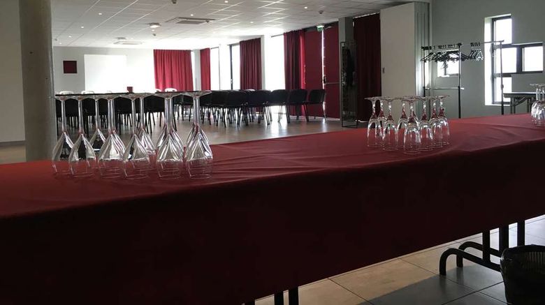 <b>Hotel Kyriad Evreux -Netreville Meeting</b>. Images powered by <a href="https://iceportal.shijigroup.com/" title="IcePortal" target="_blank">IcePortal</a>.