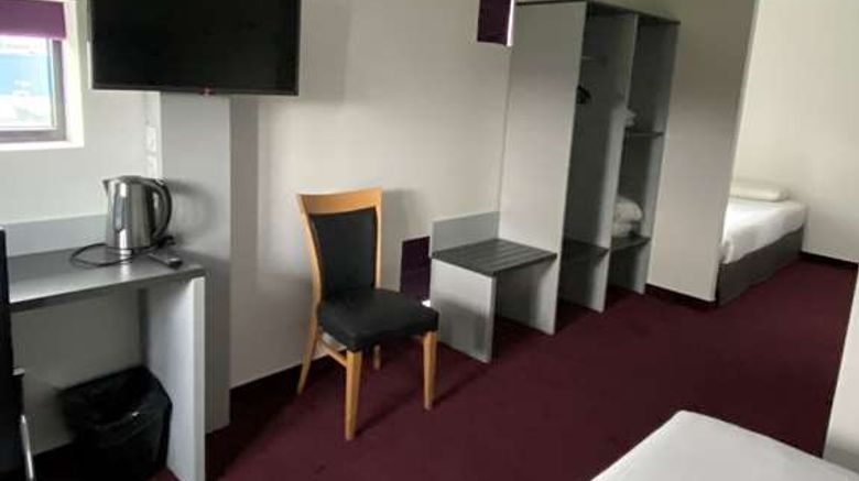 <b>Hotel Kyriad Evreux -Netreville Room</b>. Images powered by <a href="https://iceportal.shijigroup.com/" title="IcePortal" target="_blank">IcePortal</a>.
