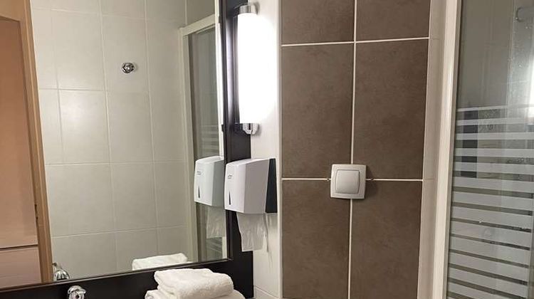 Hotel Kyriad Evreux -Netreville Room