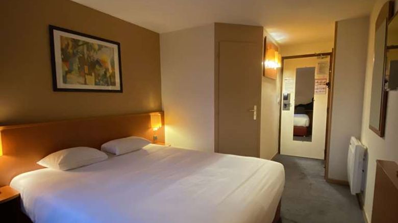 <b>Hotel Kyriad Evreux -Netreville Room</b>. Images powered by <a href="https://iceportal.shijigroup.com/" title="IcePortal" target="_blank">IcePortal</a>.