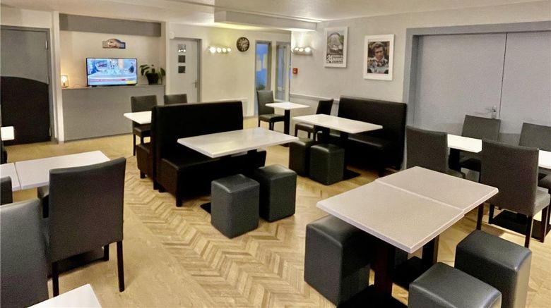 <b>Hotel Kyriad La Fleche Restaurant</b>. Images powered by <a href="https://iceportal.shijigroup.com/" title="IcePortal" target="_blank">IcePortal</a>.
