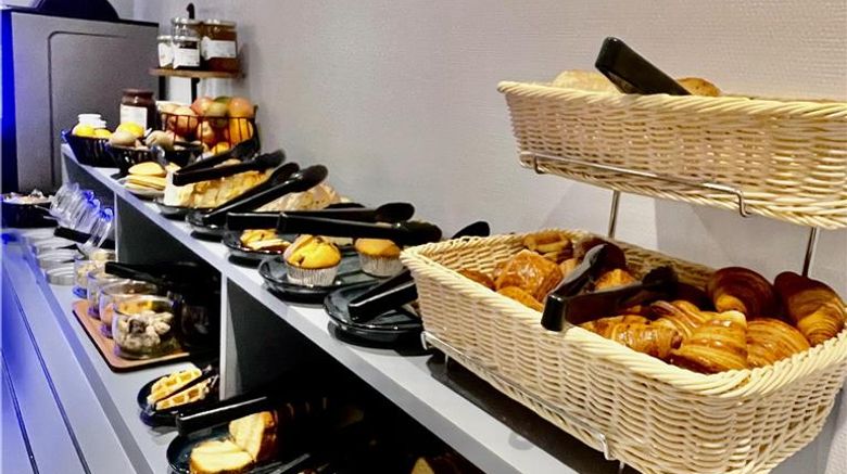 <b>Hotel Kyriad La Fleche Restaurant</b>. Images powered by <a href="https://iceportal.shijigroup.com/" title="IcePortal" target="_blank">IcePortal</a>.