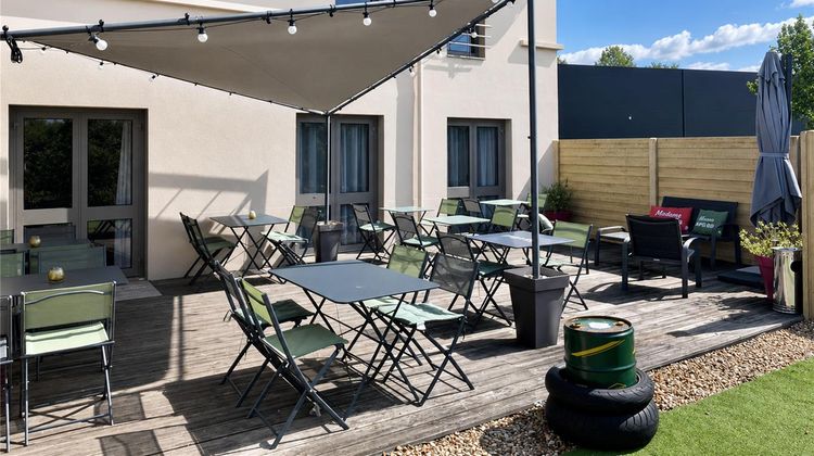 Hotel Kyriad La Fleche Exterior
