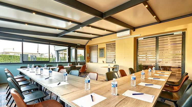 Kyriad La Roche-sur-Yon Meeting