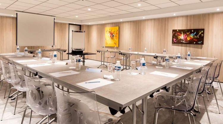 Kyriad La Rochelle Centre Meeting