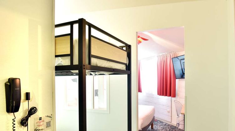 Kyriad La Rochelle Centre Room
