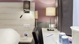 Hotel Kyriad Lille Est Suite