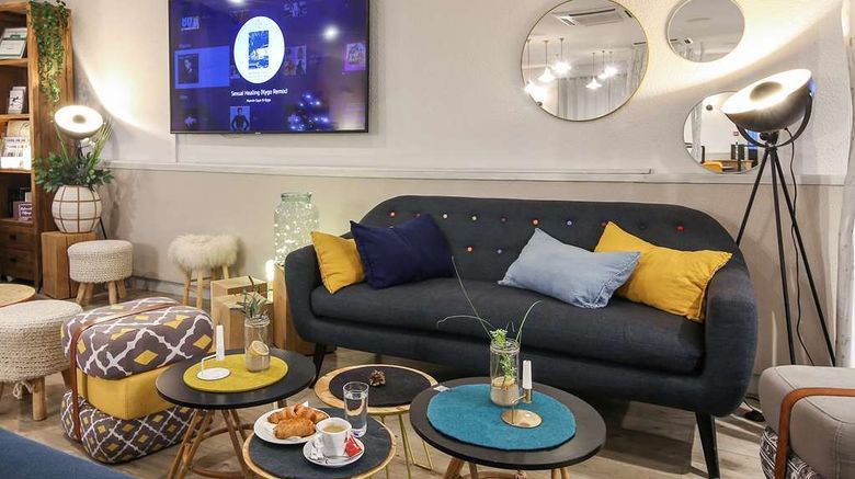 <b>Kyriad Lyon Est Bron Eurexpo Le Cottage Lobby</b>. Images powered by <a href="https://iceportal.shijigroup.com/" title="IcePortal" target="_blank">IcePortal</a>.