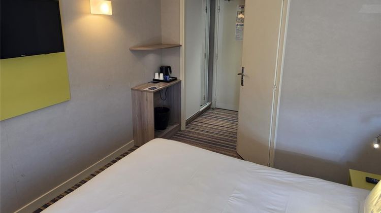 Kyriad - Lyon St Bonnet de Mure Room