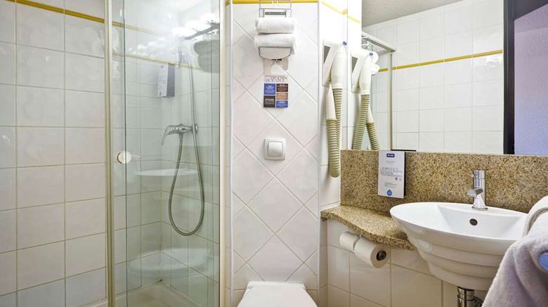 <b>Kyriad Hotel Lyon Saint Genis Room</b>. Images powered by <a href="https://iceportal.shijigroup.com/" title="IcePortal" target="_blank">IcePortal</a>.