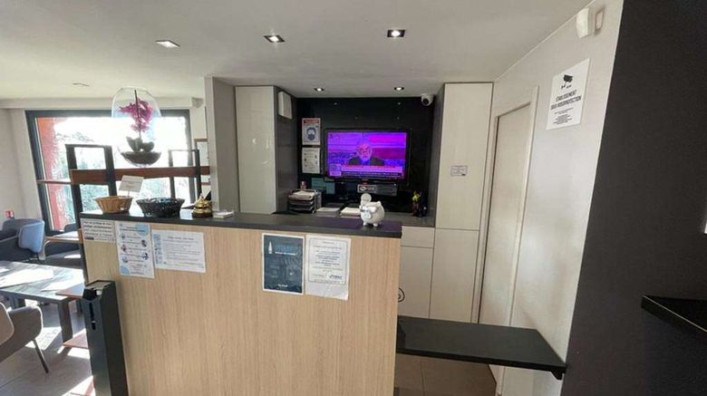 <b>Hotel Kyriad LYON SUD - Sainte Foy Lobby</b>. Images powered by <a href="https://iceportal.shijigroup.com/" title="IcePortal" target="_blank">IcePortal</a>.