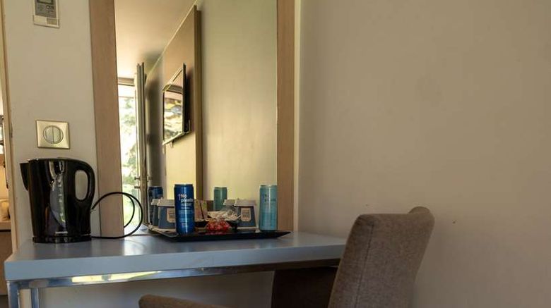 <b>Hotel Kyriad LYON SUD - Sainte Foy Room</b>. Images powered by <a href="https://iceportal.shijigroup.com/" title="IcePortal" target="_blank">IcePortal</a>.