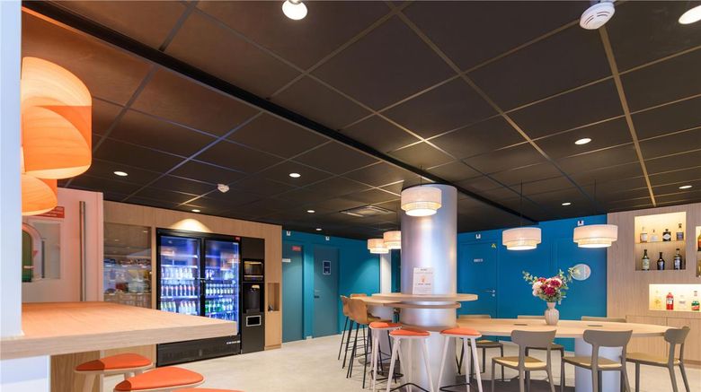 <b>Kyriad Montbeliard - Sochaux Restaurant</b>. Images powered by <a href="https://iceportal.shijigroup.com/" title="IcePortal" target="_blank">IcePortal</a>.