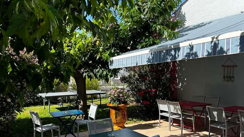 <b>Hotel Kyriad Montpellier-Aeroport Exterior</b>. Images powered by <a href="https://iceportal.shijigroup.com/" title="IcePortal" target="_blank">IcePortal</a>.