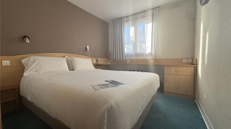 <b>Hotel Kyriad Montpellier-Aeroport Room</b>. Images powered by <a href="https://iceportal.shijigroup.com/" title="IcePortal" target="_blank">IcePortal</a>.