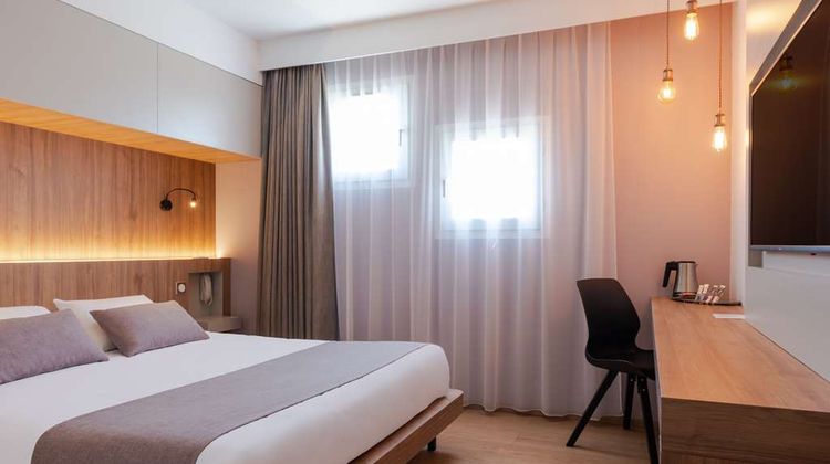 Kyriad Montpellier Est Lunel Room