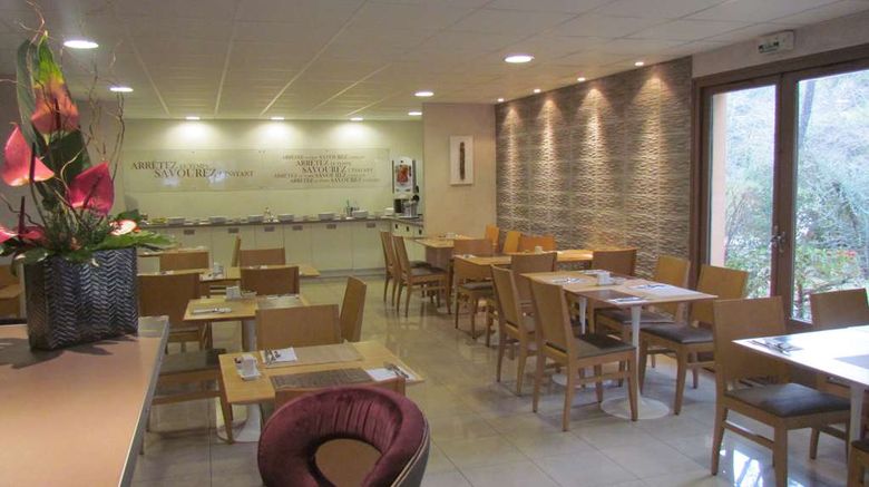 <b>Kyriad Montpellier Nord Restaurant</b>. Images powered by <a href="https://iceportal.shijigroup.com/" title="IcePortal" target="_blank">IcePortal</a>.