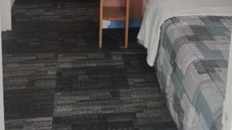 <b>Kyriad Lutterbach Room</b>. Images powered by <a href="https://iceportal.shijigroup.com/" title="IcePortal" target="_blank">IcePortal</a>.