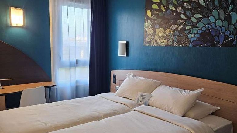 <b>Kyriad Niort Hotel Room</b>. Images powered by <a href="https://iceportal.shijigroup.com/" title="IcePortal" target="_blank">IcePortal</a>.
