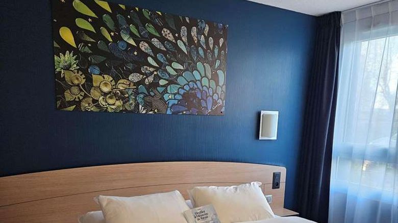 <b>Kyriad Niort Hotel Room</b>. Images powered by <a href="https://iceportal.shijigroup.com/" title="IcePortal" target="_blank">IcePortal</a>.