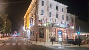Kyriad Hotel Orange Centre