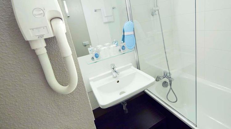 Hotel Kyriad Room