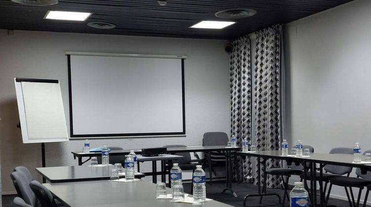 Hotel Kyriad Meeting