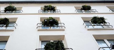 Kyriad Paris 10 canal Saint Martin Exterior