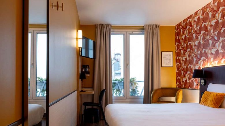 <b>Kyriad Paris 10 canal Saint Martin Room</b>. Images powered by <a href="https://iceportal.shijigroup.com/" title="IcePortal" target="_blank">IcePortal</a>.
