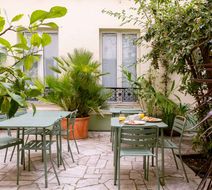 Kyriad Paris 10 canal Saint Martin Exterior