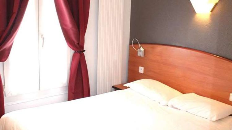 Kyriad Paris 13 Italie Gobelins Room