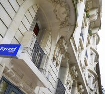 Kyriad Paris 18 - Porte de Clignancourt Exterior