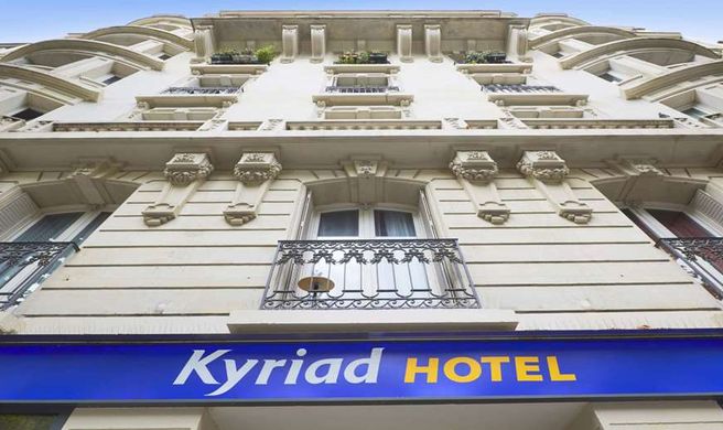 Kyriad Paris 18 - Porte de Clignancourt Exterior