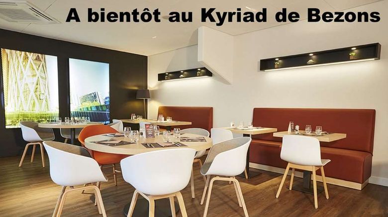 <b>Kyriad Paris Ouest Bezons La Defense Restaurant</b>. Images powered by <a href="https://iceportal.shijigroup.com/" title="IcePortal" target="_blank">IcePortal</a>.