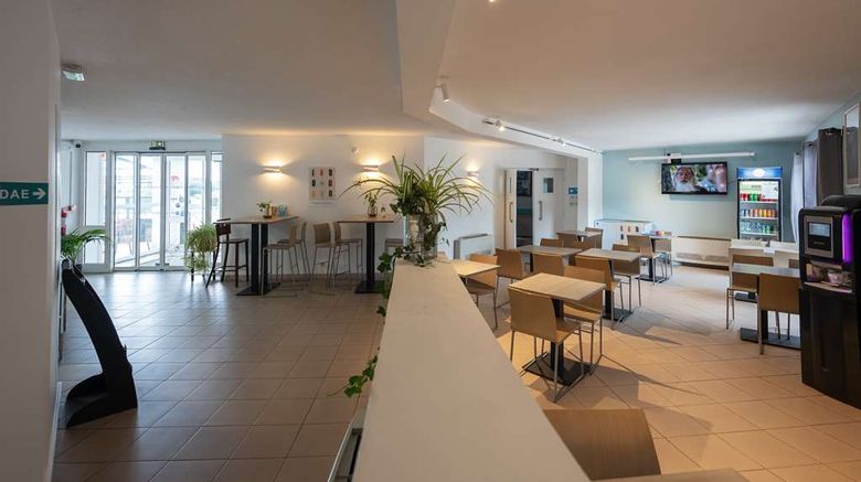 <b>Kyriad Perpignan Nord Restaurant</b>. Images powered by <a href="https://iceportal.shijigroup.com/" title="IcePortal" target="_blank">IcePortal</a>.