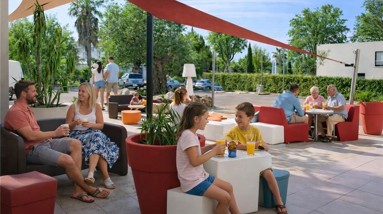 <b>Kyriad Perpignan Sud Restaurant</b>. Images powered by <a href="https://iceportal.shijigroup.com/" title="IcePortal" target="_blank">IcePortal</a>.