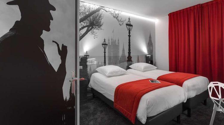 Kyriad Rennes Centre Room