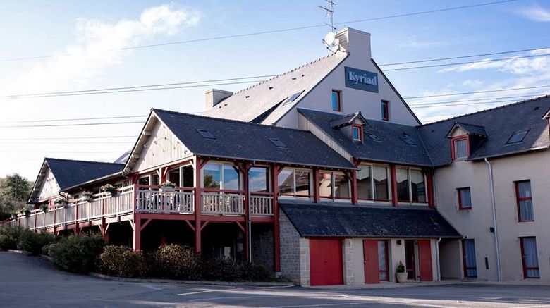 <b>Kyriad Saint Malo Ouest/Dinard Exterior</b>. Images powered by <a href="https://iceportal.shijigroup.com/" title="IcePortal" target="_blank">IcePortal</a>.