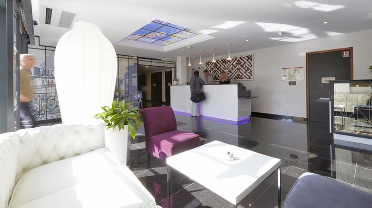 Hotel Kyriad Saint Quentin en Yvelines Lobby