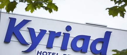 Hotel Kyriad Saint Quentin en Yvelines Exterior